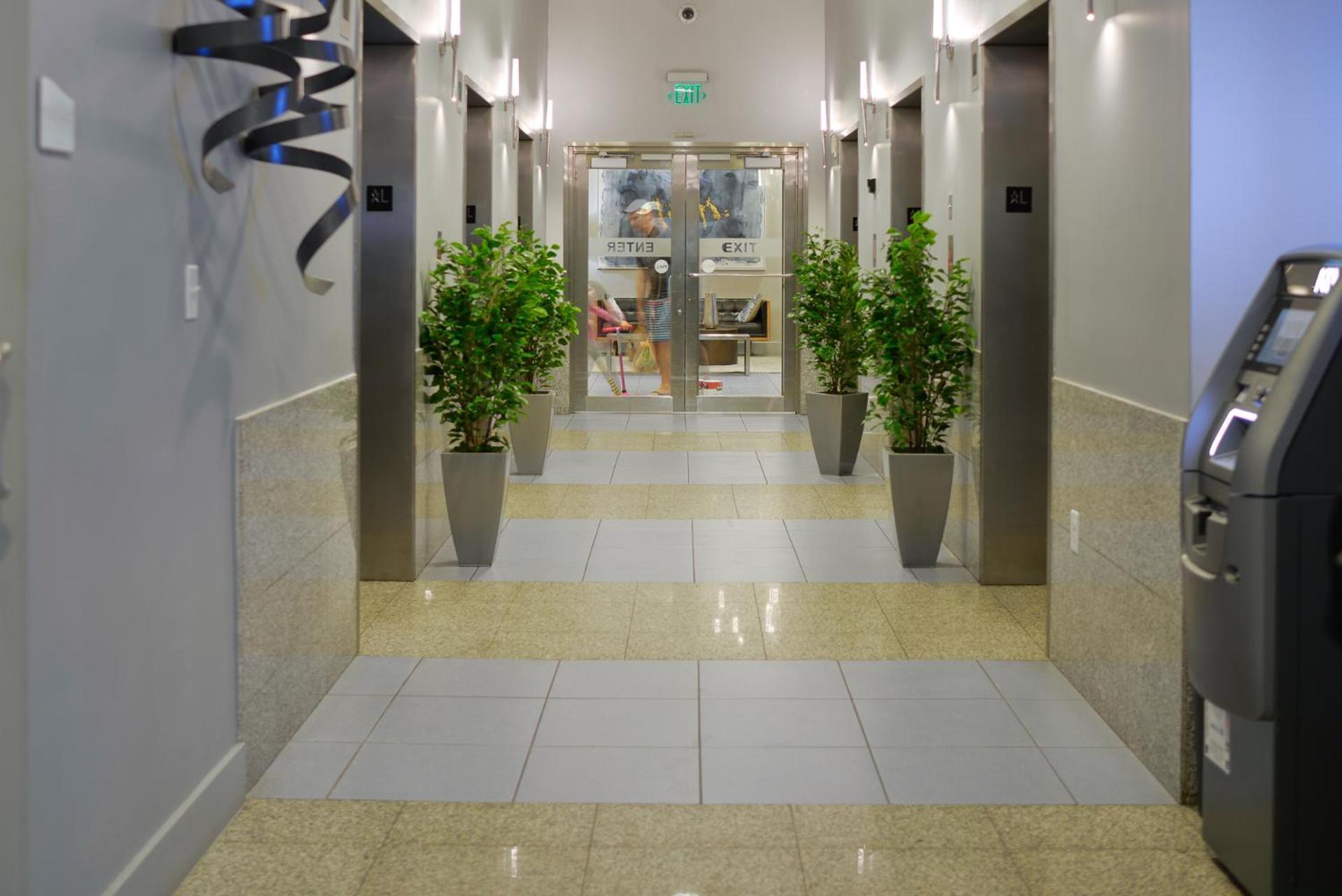 Wonderful Condo In The Heart Of Brickell With Pool Miami Bagian luar foto