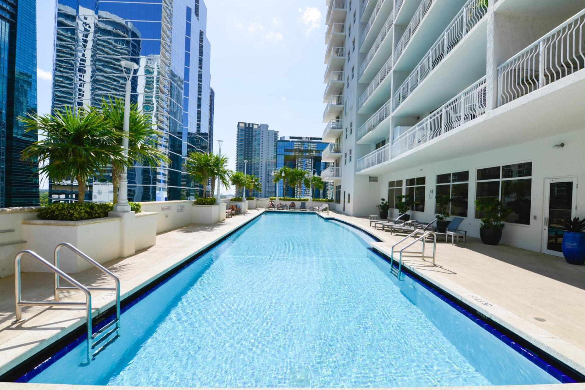 Wonderful Condo In The Heart Of Brickell With Pool Miami Bagian luar foto